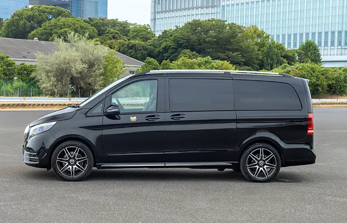 Luxury MPV